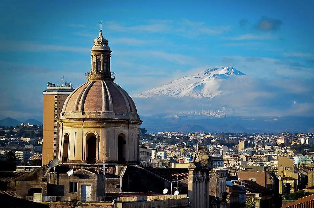Welcome Home Apartment Catania 0*,  Italia