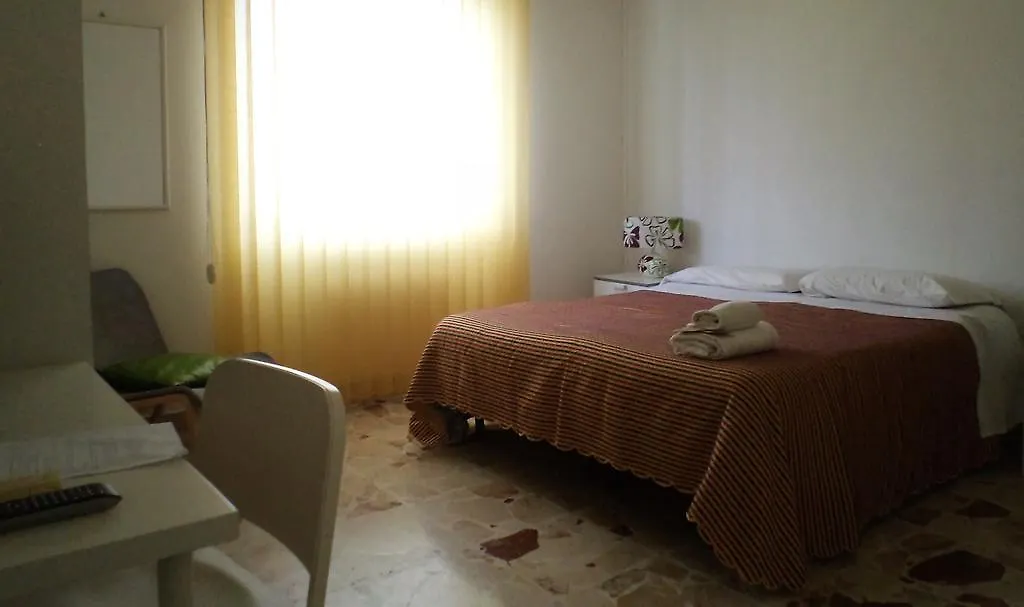 Welcome Home Apartment Κατάνια Bed and Breakfast