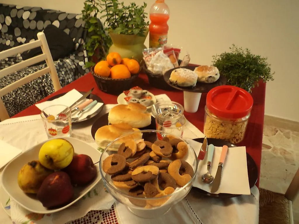 Welcome Home Apartment Κατάνια Bed and Breakfast